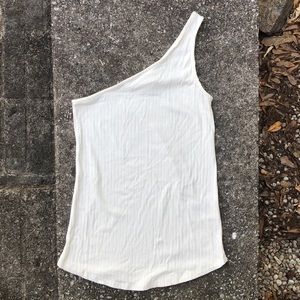 One shoulder tank top!